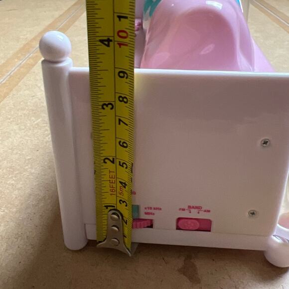 Hello Kitty Sleeping Kitty Alarm Clock Radio with Night Light (TESTED) - Picture 9 of 9